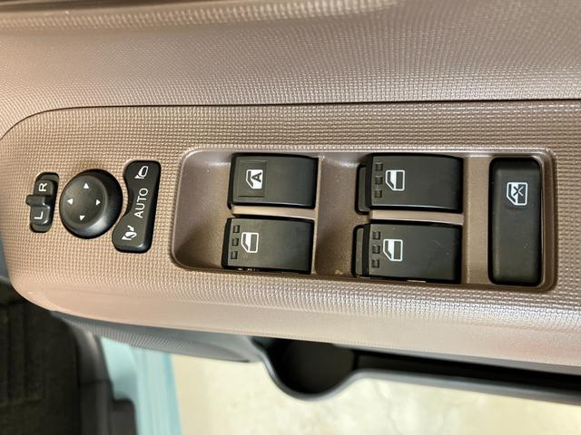 ムーヴキャンバス セオリーＧ　オーディオレス／ホッとカップホルダー　ワンオーナー　オーディオレス　バックモニター対応カメラ　運転席・助手席シートヒーター　両側パワースライドドア　ホッとカップホルダー　ＬＥＤヘッドランプ　電動パーキングブレーキ　ＵＳＢ入力端子（21枚目）