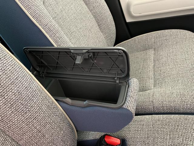 ムーヴキャンバス ストライプスＧ　オーディオレス／ホッとカップホルダー　ワンオーナー　オーディオレス　バックモニター対応カメラ　両側パワースライドドア　運転席・助手席シートヒーター　電動パーキングブレーキ　オートブレーキホールド　ホッとカップホルダー　スマートキー（9枚目）