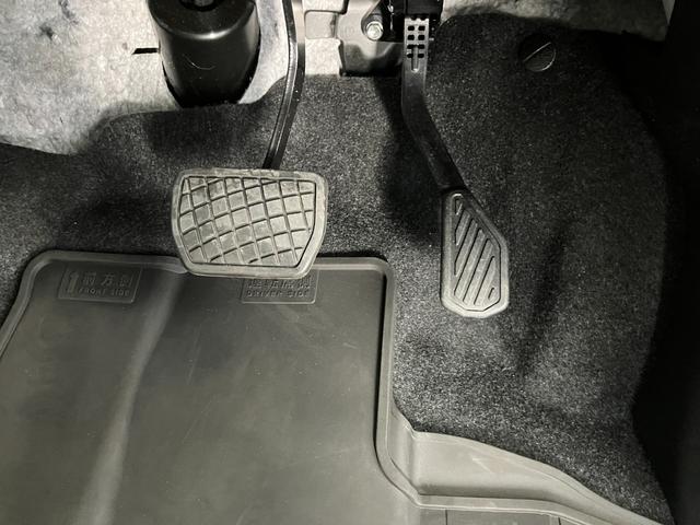 ムーヴキャンバス ストライプスＧ　オーディオレス／ホッとカップホルダー　ワンオーナー　オーディオレス　バックモニター対応カメラ　両側パワースライドドア　運転席・助手席シートヒーター　電動パーキングブレーキ　オートブレーキホールド　ホッとカップホルダー　スマートキー（29枚目）