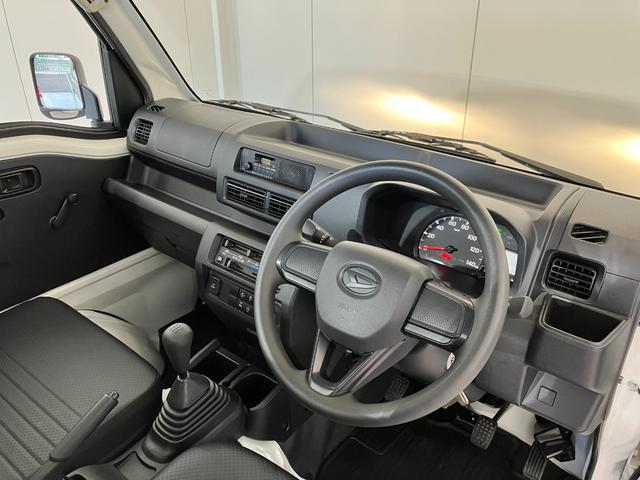 ハイゼットトラック スタンダード MT/AM/FMラジオ ワンオーナー MT スマアシ アイドリングストップ AM/FMラジオ ハロゲンヘッドライト オートライト オートマチックハイビーム 取扱説明書 メンテナンスノート(9枚目)