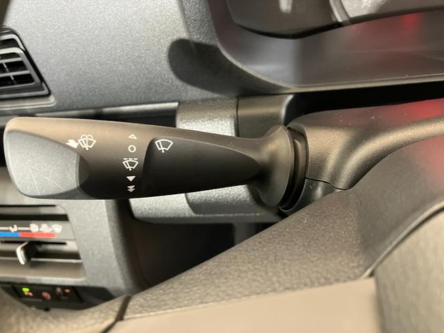 ハイゼットトラック スタンダード MT/AM/FMラジオ ワンオーナー MT スマアシ アイドリングストップ AM/FMラジオ ハロゲンヘッドライト オートライト オートマチックハイビーム 取扱説明書 メンテナンスノート(12枚目)