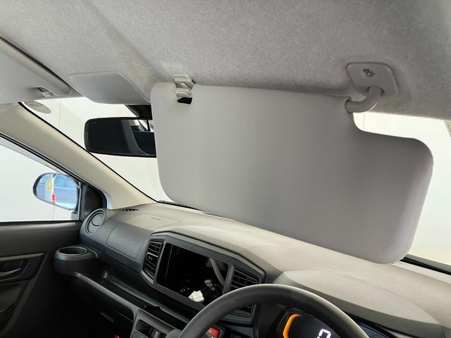 ミライース Ｌ　ＳＡＩＩＩ　オーディオレス／キーレスエントリー　ワンオーナー　オーディオレス　キーレスエントリー　スマアシＩＩＩ　ハロゲンヘッドライト　オートライト　オートマチックハイビーム　カーペットマット　ロングバイザー　取扱説明書　メンテナンスノート（6枚目）