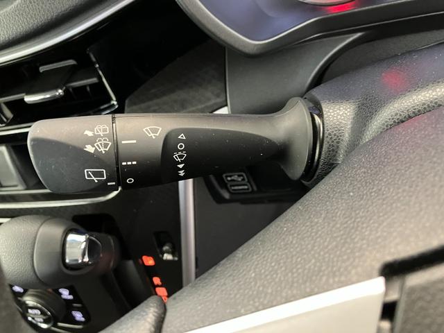 ムーヴ カスタム　Ｘ　ＶＳＳＡＩＩＩ　ナビ／ＥＴＣ／ドラレコ　純正ナビ　純正ＥＴＣ　純正ドライブレコーダー　パノラマモニター　運転席シートヒーター　Ｂｌｕｅｔｏｏｔｈ接続　スマアシＩＩＩ　電動格納ミラー　純正１４インチアルミホイール　ＵＳＢ入力端子　スマートキー（20枚目）