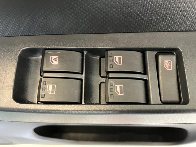 ミライース Ｌ　ＳＡＩＩＩ　オーディオレス／キーレスエントリー　ワンオーナー　オーディオレス　キーレスエントリー　ハロゲンヘッドライト　オートライト　オートマチックハイビーム　スマアシＩＩＩ　シガーソケット　取扱説明書　メンテナンスノート（17枚目）