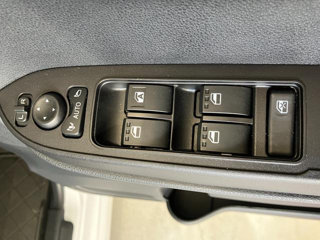 タント カスタムＸ　オーディオレス／アルミ　ワンオーナー　オーディオレス　バックモニター対応カメラ　電動パーキングブレーキ　両側パワースライドドア　運転席・助手席シートヒーター　純正１４インチアルミホイール　ＬＥＤヘッドランプ　スマートキー（24枚目）