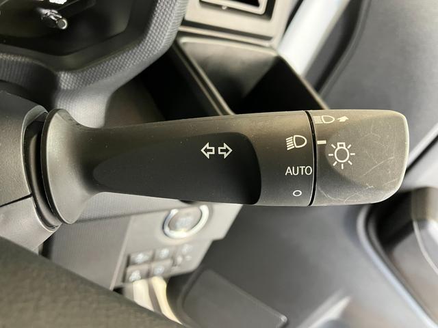 タフト Ｘ　オーディオレス／ＬＥＤヘッドランプ　ワンオーナー　オーディオレス　バックモニター対応カメラ　電動パーキングブレーキ　オートブレーキホールド　ＬＥＤヘッドランプ　オートライト　オートマチックハイビーム　ＵＳＢ入力端子　スマートキー（15枚目）