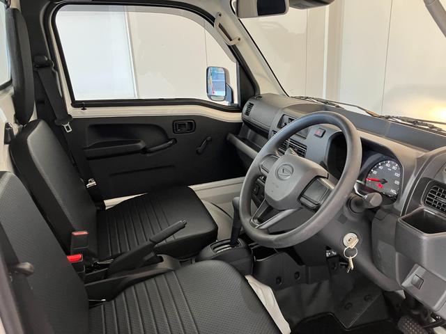 ハイゼットトラック スタンダード　ＡＭ／ＦＭラジオ　ワンオーナー　ＡＭ／ＦＭラジオ　ハロゲンヘッドライト　オートライト　オートマチックハイビーム　取扱説明書　メンテナンスノート（5枚目）