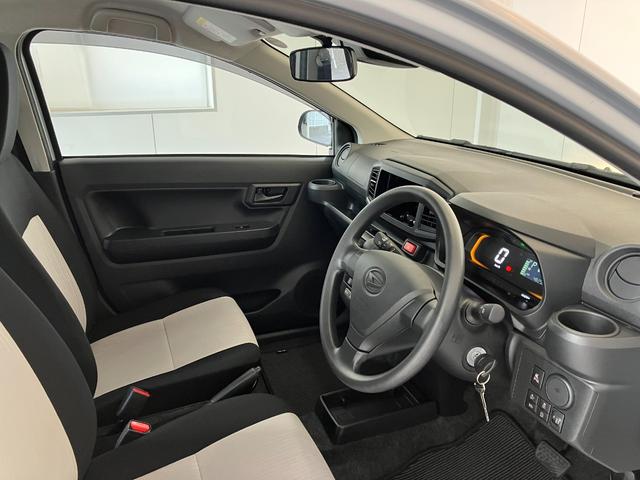 ミライース Ｌ　ＳＡＩＩＩ　オーディオレス／キーレスエントリー　ワンオーナー　オーディオレス　キーレスエントリー　ハロゲンヘッドライト　オートライト　オートマチックハイビーム　スマアシＩＩＩ　取扱説明書　メンテナンスノート（5枚目）