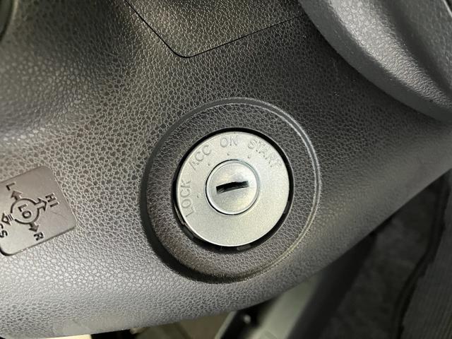 ミライース Ｌ　ＳＡＩＩＩ　オーディオレス／ハロゲンヘッドライト　ワンオーナー　オーディオレス　キーレスエントリー　ハロゲンヘッドライト　オートライト　オートマチックハイビーム　スマアシＩＩＩ　カーペットマット　ロングバイザー　取扱説明書　メンテナンスノート（16枚目）