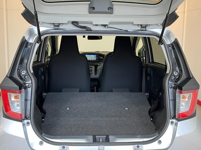 �J�[�i�r�E�h���C�u���R�[�_�[��d�s�b�ȂǁA�K�v�ȕt���i������܂����猩�ώ��ɂ����k�������B�I�v�V�����Ŕ̔����Ă���܂���