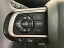 ナビやオーディオなどの操作が手元でできるステアリングスイッチ☆視線を外さず操作できて便利です!