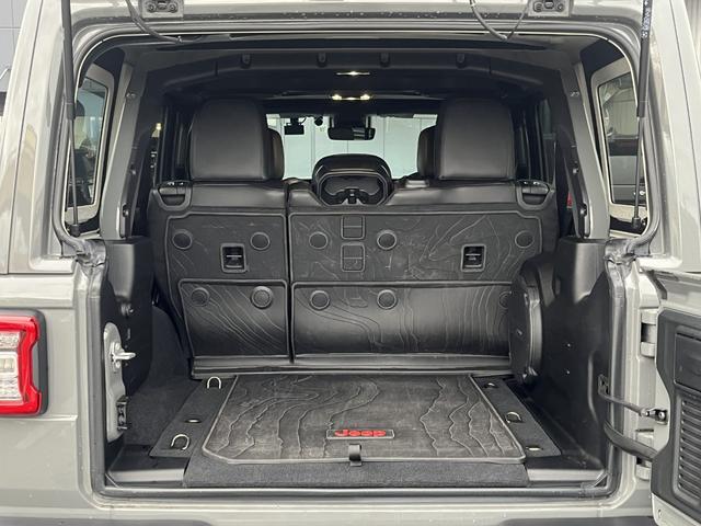 ジープ・ラングラーアンリミテッド リミテッドEDウィズサンライダフリップTフォーハドT 特別仕様車/サンライダー搭載車両/ETC2.0/カープレイ/シートヒーター/ハンドルヒーター(8枚目)