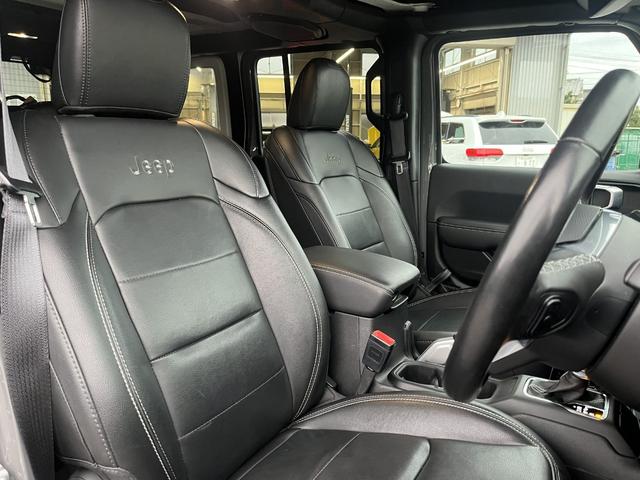 ジープ・ラングラーアンリミテッド リミテッドEDウィズサンライダフリップTフォーハドT 特別仕様車/サンライダー搭載車両/ETC2.0/カープレイ/シートヒーター/ハンドルヒーター(11枚目)