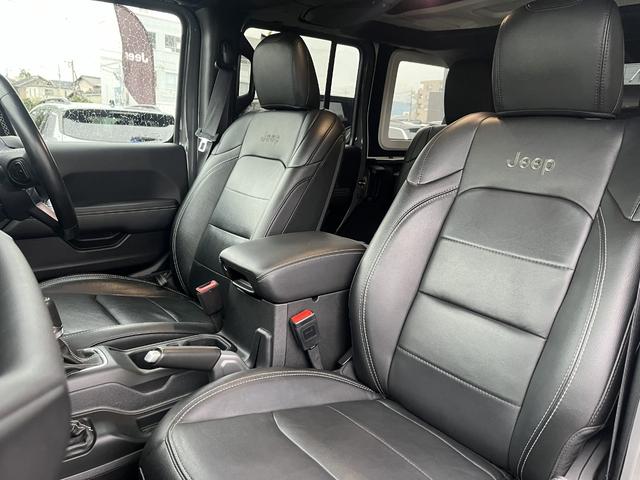 ジープ・ラングラーアンリミテッド リミテッドEDウィズサンライダフリップTフォーハドT 特別仕様車/サンライダー搭載車両/ETC2.0/カープレイ/シートヒーター/ハンドルヒーター(13枚目)