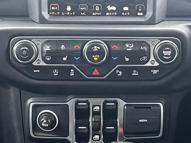 ジープ・ラングラーアンリミテッド リミテッドEDウィズサンライダフリップTフォーハドT 特別仕様車/サンライダー搭載車両/ETC2.0/カープレイ/シートヒーター/ハンドルヒーター(19枚目)