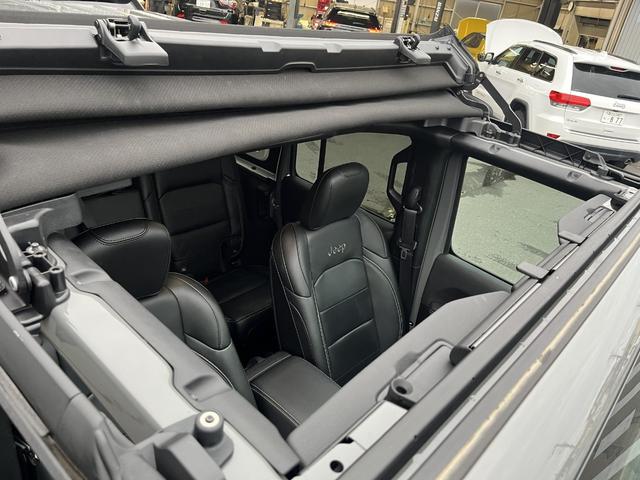 ジープ・ラングラーアンリミテッド リミテッドEDウィズサンライダフリップTフォーハドT 特別仕様車/サンライダー搭載車両/ETC2.0/カープレイ/シートヒーター/ハンドルヒーター(31枚目)