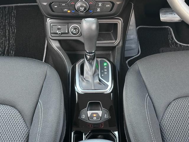 ジープ・レネゲード ナイトイーグル 特別限定車/ナイトイーグル/認定中古車/ドラレコ/ETC2.0(21枚目)