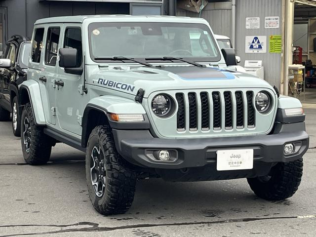 別途有償ではございますが、ボディーコーティングやフィルム加工も承っております。お気軽にお申し付け下さい。