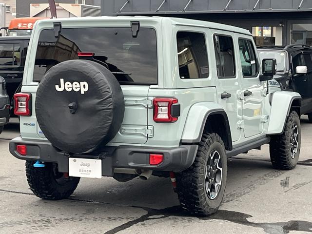 現車のご確認・ご試乗をご希望される場合は事前にお問い合わせ下さい。弊社は静岡県沼津市・静岡市に店舗を展開しておりますので、ご希望のお車が現在どの拠点に保管されているかをお調べ致します。