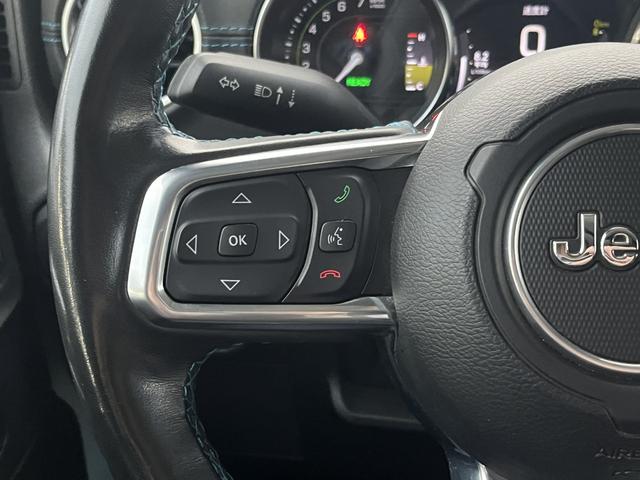 ハンズフリーで走行中の電話対応も可