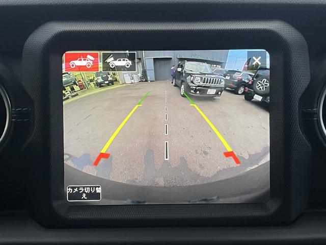 バックカメラ搭載