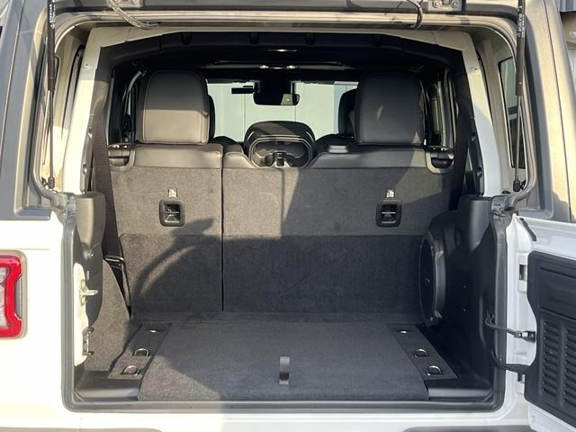 ジープ・ラングラーアンリミテッド ルビコン 弊社ユーザー/認定中古車/ドラレコ/ETC2.0(8枚目)