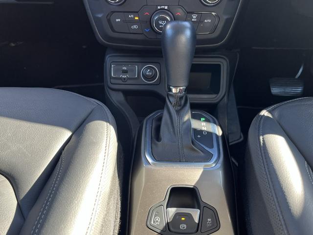 ジープ・レネゲード リミテッド　弊社ユーザー下取／認定中古車／ドラレコ／ＥＴＣ２．０（20枚目）