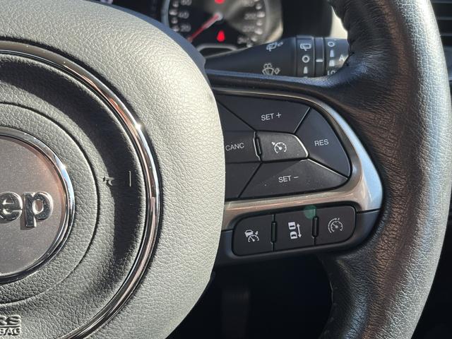 ジープ・レネゲード リミテッド　弊社ユーザー下取／認定中古車／ドラレコ／ＥＴＣ２．０（23枚目）