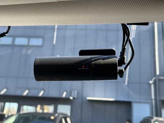 ジープ・レネゲード リミテッド　弊社ユーザー下取／認定中古車／ドラレコ／ＥＴＣ２．０（29枚目）