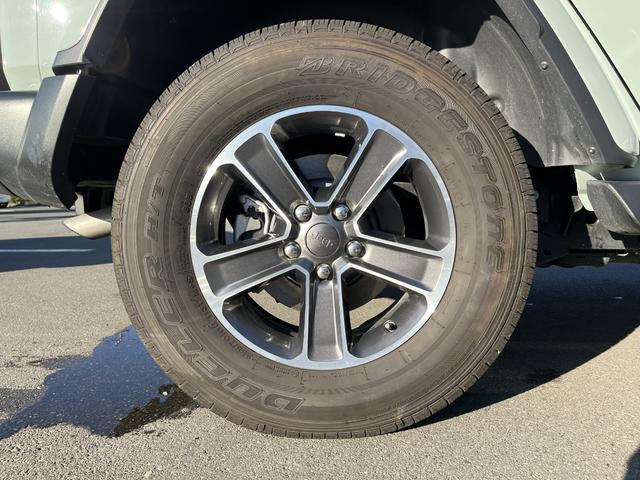 ジープ・ラングラーアンリミテッド サハラ 認定中古車/ドラレコ/ETC2.0(31枚目)