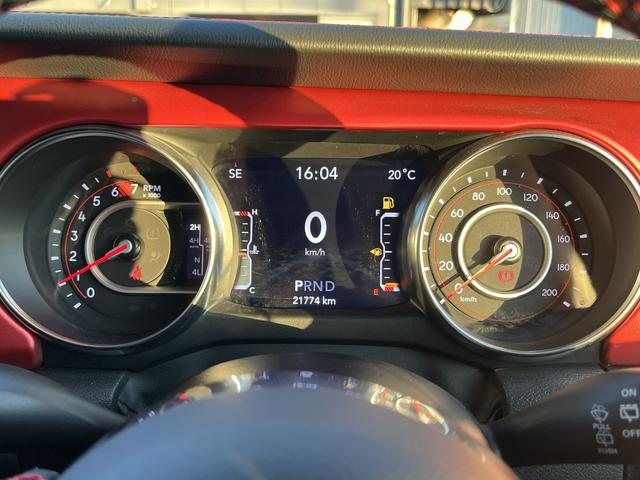 ジープ・ラングラーアンリミテッド リミテッドＥＤウィズサンライダフリップＴフォーハドＴ　認定中古車／ドラレコ／ＥＴＣ２．０（26枚目）