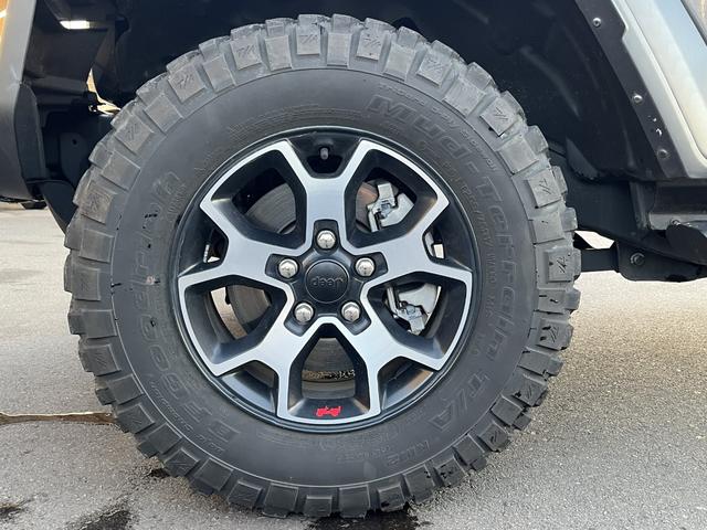 ジープ・ラングラーアンリミテッド リミテッドＥＤウィズサンライダフリップＴフォーハドＴ　認定中古車／ドラレコ／ＥＴＣ２．０（36枚目）