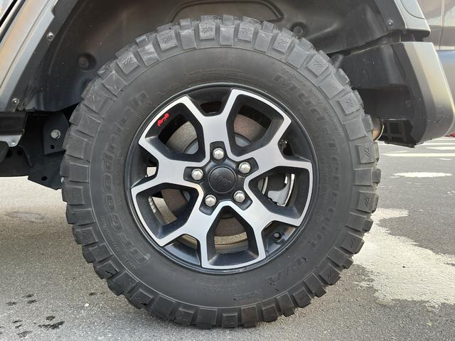 ジープ・ラングラーアンリミテッド リミテッドＥＤウィズサンライダフリップＴフォーハドＴ　認定中古車／ドラレコ／ＥＴＣ２．０（37枚目）