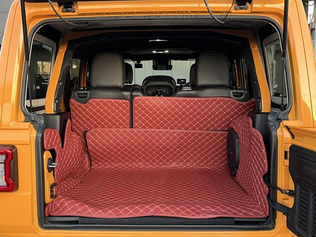 ジープ・ラングラーアンリミテッド オーバーランド・ナチョ　認定中古車／ドラレコ／限定車／ＥＴＣ２．０（9枚目）