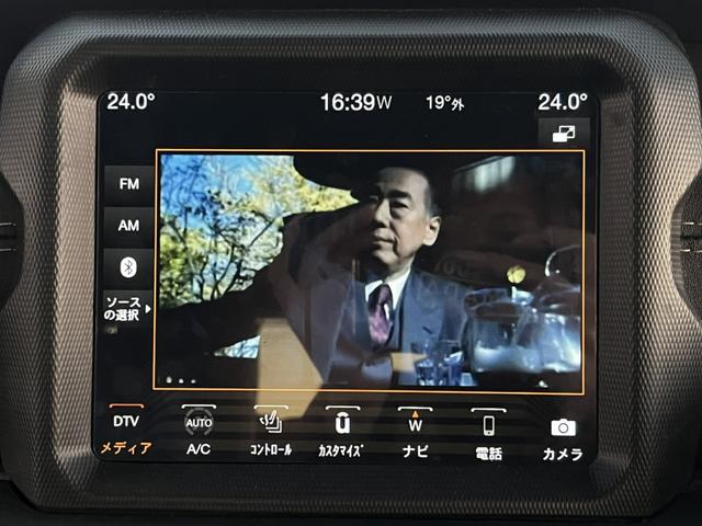 ジープ・ラングラーアンリミテッド オーバーランド・ナチョ　認定中古車／ドラレコ／限定車／ＥＴＣ２．０（26枚目）