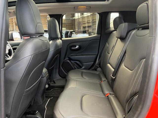 ジープ・レネゲード リミテッド 認定中古車/ドラレコ/ETC2.0/サンルーフ(14枚目)