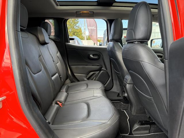 ジープ・レネゲード リミテッド 認定中古車/ドラレコ/ETC2.0/サンルーフ(16枚目)
