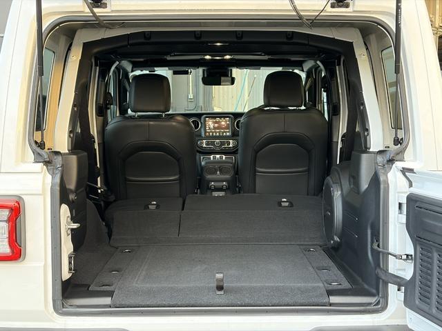 �Q��ڂ�|���ƍL�����Q�b�W���[��������܂��B