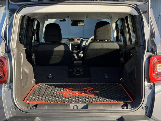 ジープ・レネゲード トレイルホーク　認定中古車／ドラレコ／ＥＴＣ２．０／４駆（9枚目）