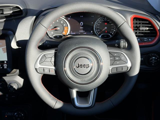 ジープ・レネゲード トレイルホーク　認定中古車／ドラレコ／ＥＴＣ２．０／４駆（21枚目）