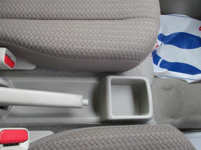 エブリイ ＪＯＩＮターボ４ＷＤＣＶＴ前後被害軽減ブレーキ　Ｄオーディオ　４ＷＤ　禁煙車　バックカメラ　オートライト　スライドドア　Ｂｌｕｅｔｏｏｔｈ　プッシュスタート　シートヒーター　衝突被害軽減システム　アイドリングストップ　衝突安全ボディ　盗難防止システム（23枚目）