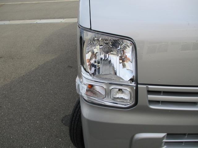 エブリイ ＰＡリミテッド　４ＷＤ　ＣＶＴ　前後被害軽減ブレーキ　４ＷＤ　禁煙車　オートライト　スライドドア　衝突被害軽減システム　アイドリングストップ　衝突安全ボディ　横滑り防止機能（7枚目）