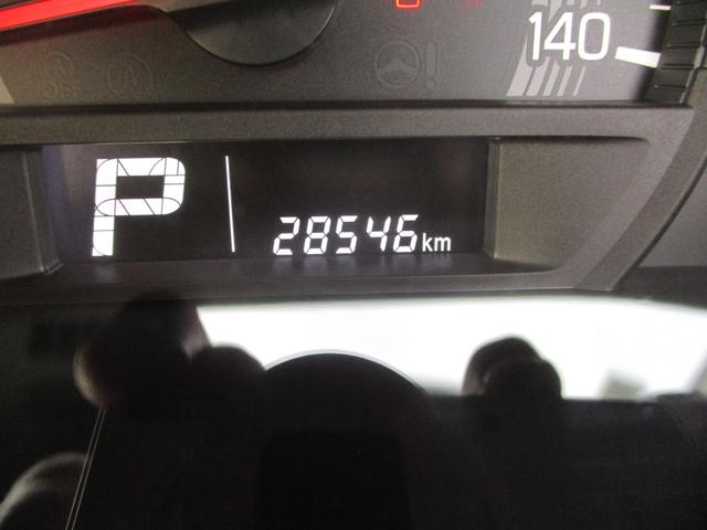 エブリイ ＰＡリミテッド　４ＷＤ　ＣＶＴ　前後被害軽減ブレーキ　４ＷＤ　禁煙車　オートライト　スライドドア　衝突被害軽減システム　アイドリングストップ　衝突安全ボディ　横滑り防止機能（24枚目）