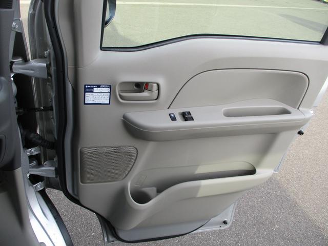 エブリイ ＰＡリミテッド　４ＷＤ　ＣＶＴ　前後被害軽減ブレーキ　４ＷＤ　禁煙車　オートライト　スライドドア　衝突被害軽減システム　アイドリングストップ　衝突安全ボディ　横滑り防止機能（29枚目）