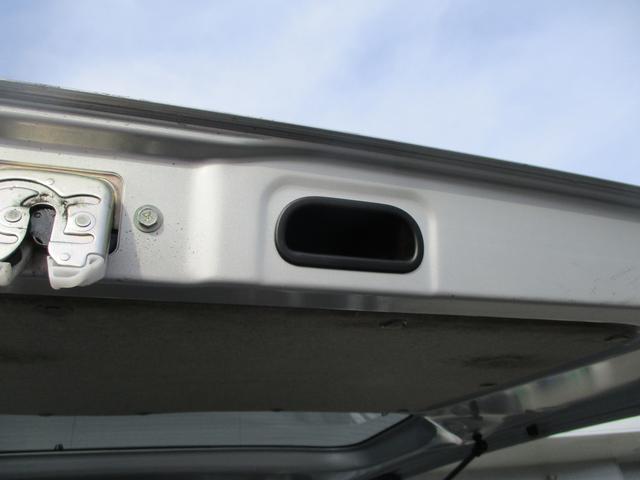 エブリイ ＰＡリミテッド　４ＷＤ　ＣＶＴ　前後被害軽減ブレーキ　４ＷＤ　禁煙車　オートライト　スライドドア　衝突被害軽減システム　アイドリングストップ　衝突安全ボディ　横滑り防止機能（35枚目）