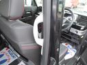 アシストグリップがあるので後部座席への乗り降りがスムーズです。