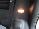 荷室にもルームランプがあるので、夜間でも安心です。