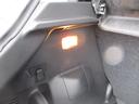 荷室にもルームランプがあるので、夜間でも安心です。