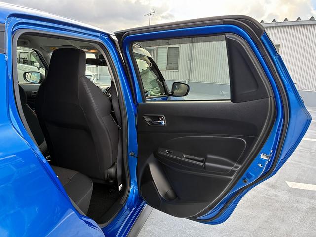 ��ȃh�A���ő���J������Ԃł��I