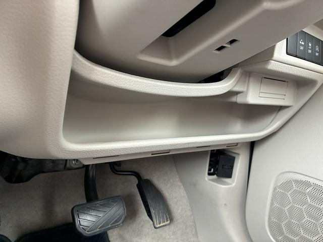 アルトラパン モード　ディスプレイオーディオ＆バックアイカメラ♪　ドライブレコーダー　オートライト　プッシュスタート　シートヒーター　オートエアコン　スズキセーフティーサポート　盗難防止システム　衝突安全ボディ（58枚目）